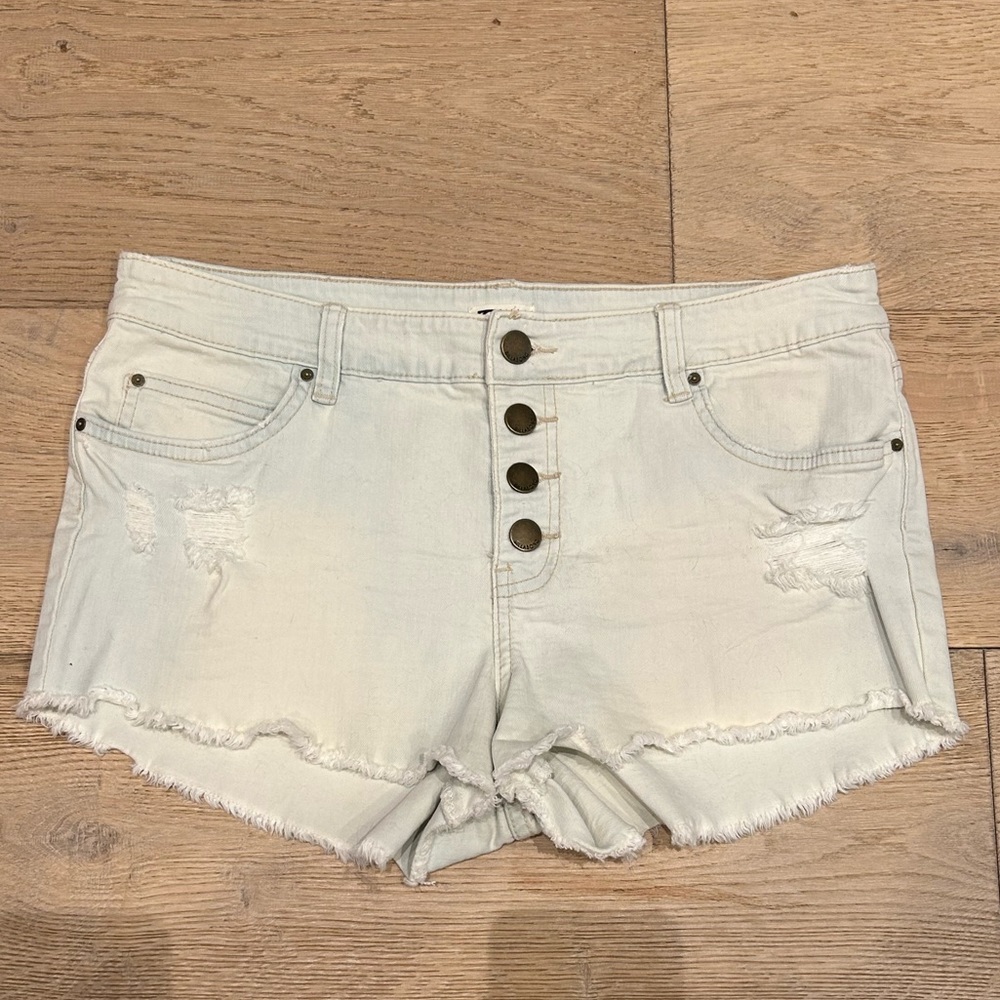 Billabong Light Wash Button Front Jean Shorts - Size 30
